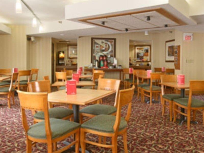 Holiday Inn Indianapolis - Airport Area N By Ihg Exteriör bild